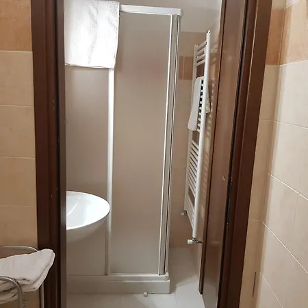 La Casetta In Centro Storico A Apartment Stresa